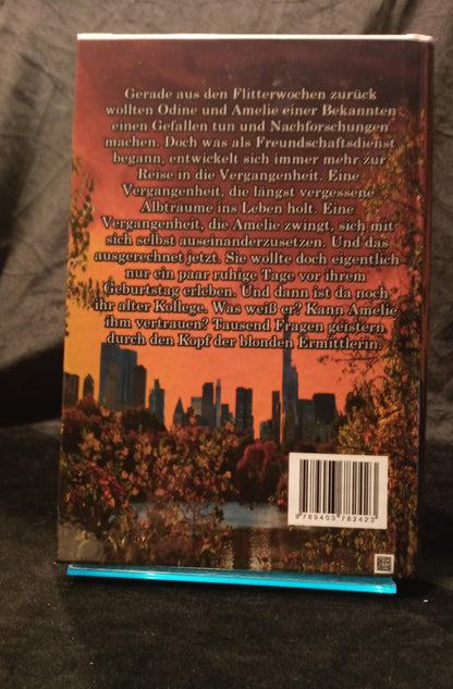 Herbstalbträume Hardcover (Odine und Amelie ein kriminalistisches Duo) Band 1 (Fehldruck)